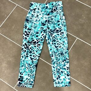 Champion Blue and Green Patterned athletic Capri Leggings size XS